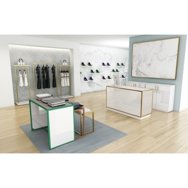 Comptoir Magasin Or, Laiton, Blanc, Noir, Metal et bois Retail Design Large. Agencement de magasin design
