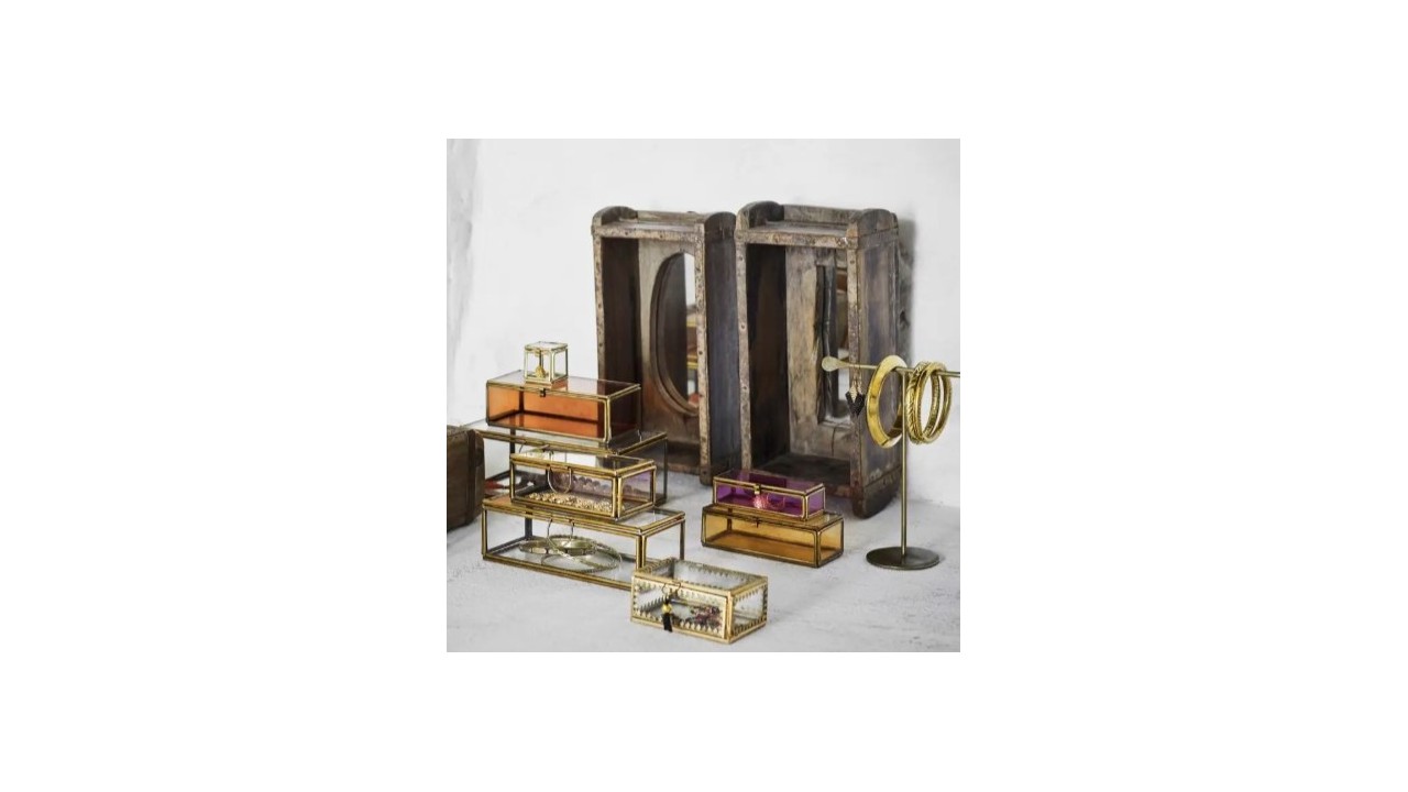 Ancien Coffre à Bijoux En Métal Avec Intérieur Velours Motif Romantique - 13 Cm X 7,5 Cm, Parfait Pour Rangement Ou Cadeau